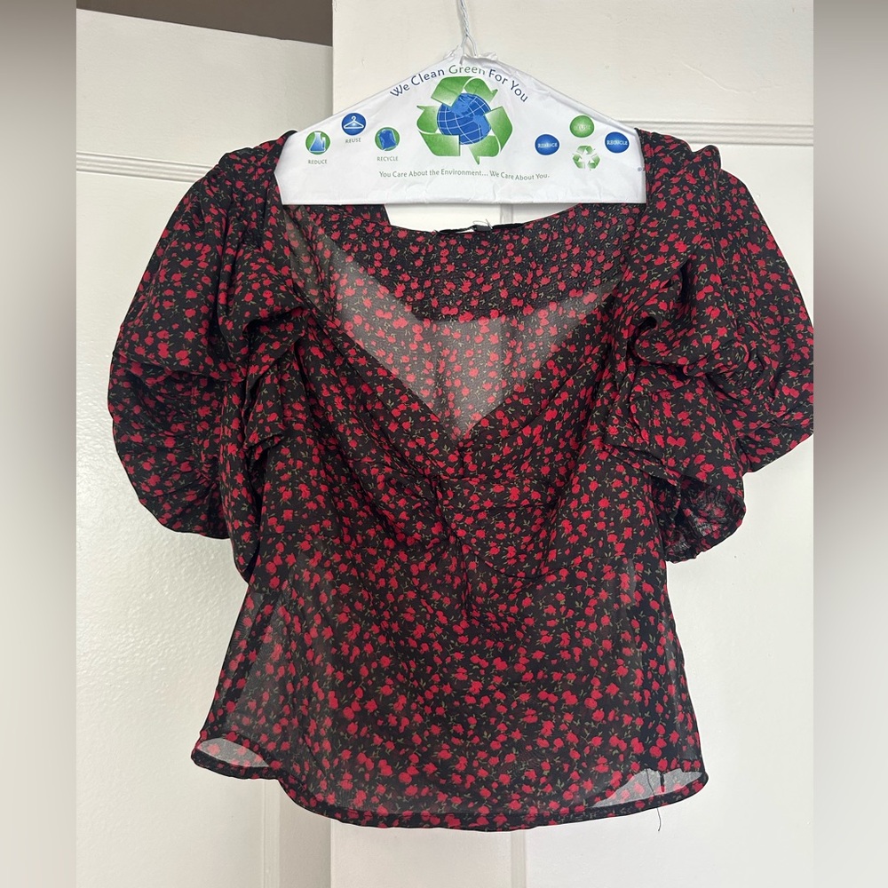 Chic Floral Puff Sleeve Blouse - Black and Red